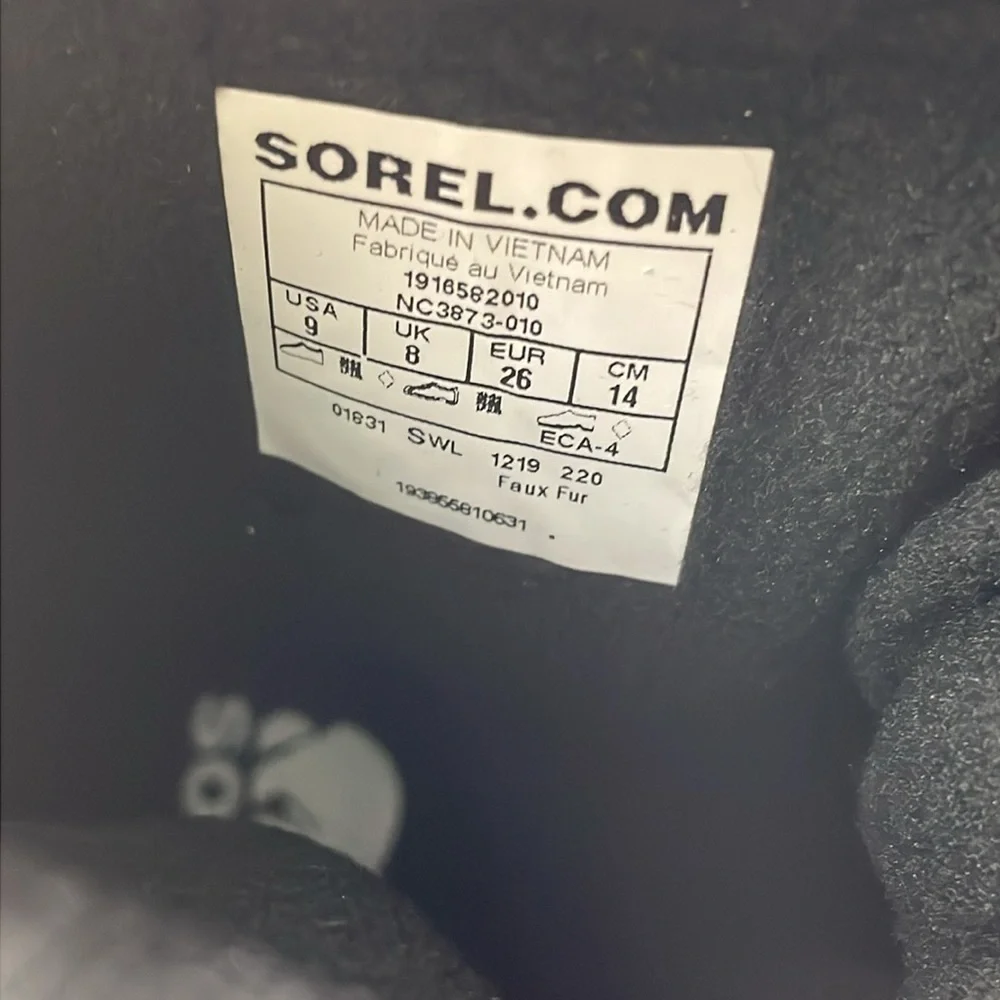 New Sorel Whitney 2 Children’s Puffy Mid Boots